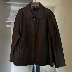 Brown leather jacket. Liz Claiborne Men’s XL. Flannel/acrylic body lining.